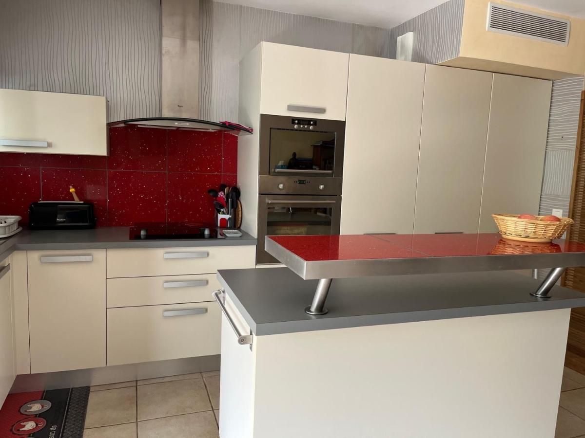 Saint-Raphael, Boulouris, F2 Dans Belle Residence 3 Piscines, Proche Bord De Mer Bagian luar foto