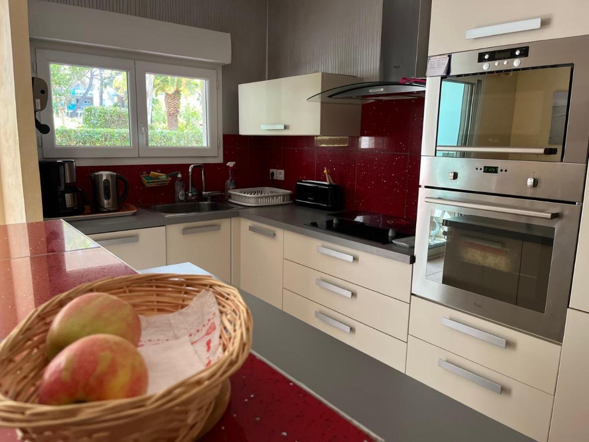 Saint-Raphael, Boulouris, F2 Dans Belle Residence 3 Piscines, Proche Bord De Mer Bagian luar foto
